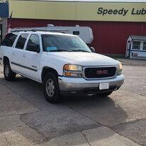 2002 GMC Yukon XL SLE photo 2