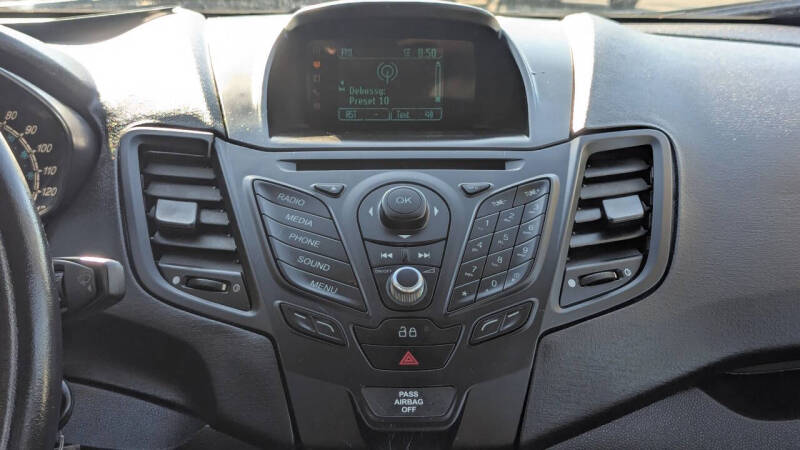 2014 Ford Fiesta SE