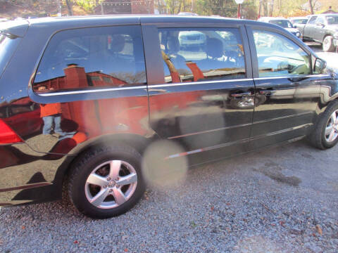 2010 Volkswagen Routan SE