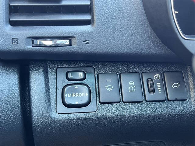 2013 Toyota Highlander SE