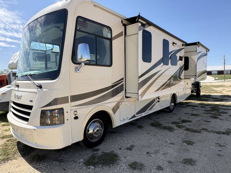 2018 Coachmen RV Pursuit