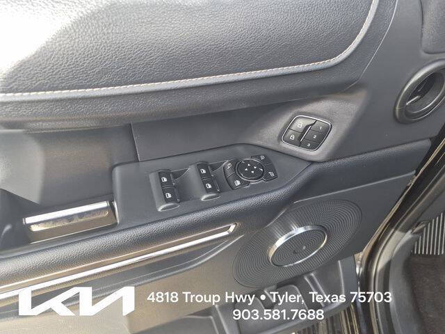 2023 Ford Expedition MAX XLT