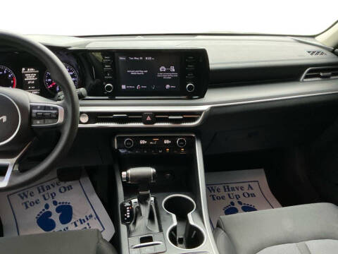 2023 Kia K5 LXS