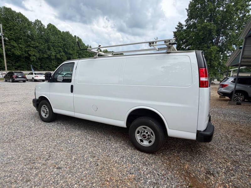 2021 GMC Savana 2500