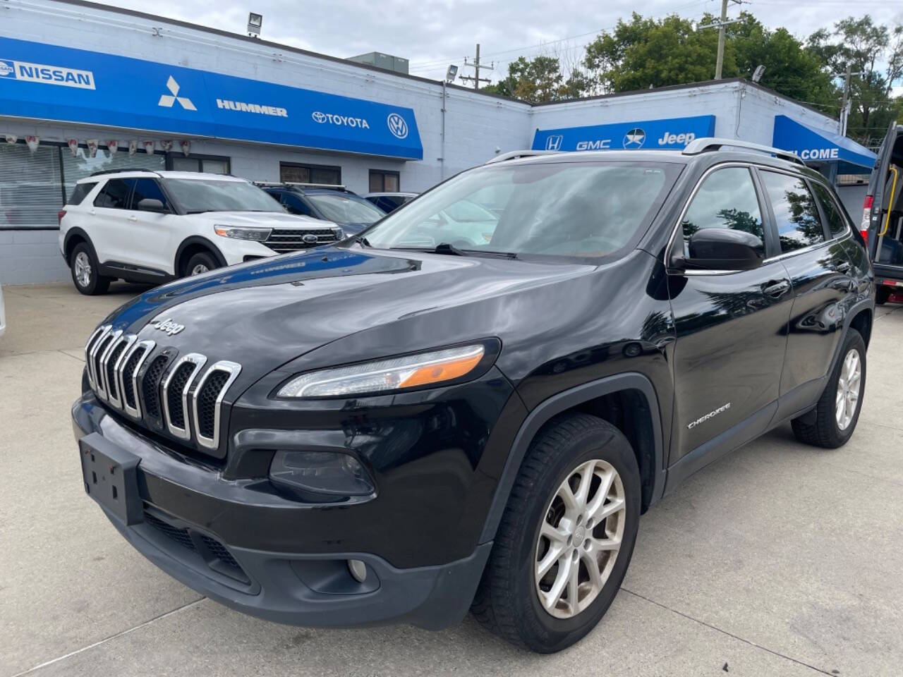 2016 Jeep Cherokee for sale at Alpha Auto Sales in Detroit, MI