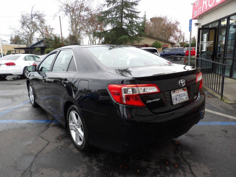 2012 Toyota Camry SE