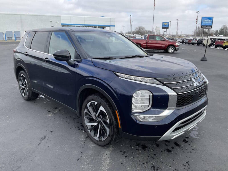 2022 Mitsubishi Outlander SE