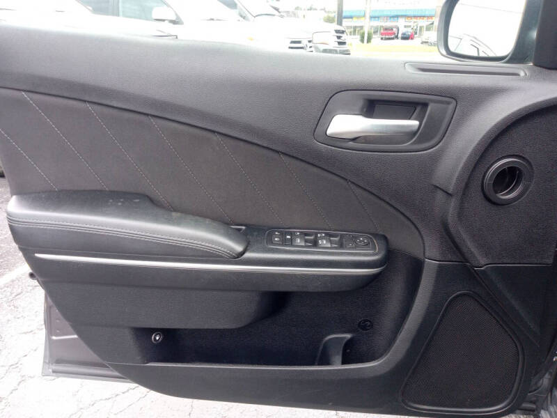 2016 Dodge Charger SXT