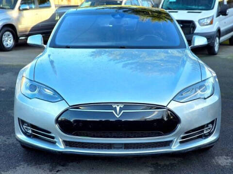 2014 Tesla Model S