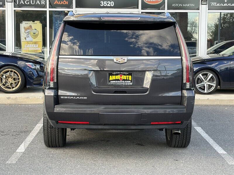 2016 Cadillac Escalade Platinum