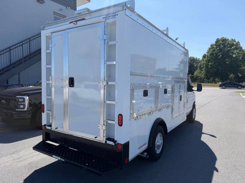 2027 Ford E-Series