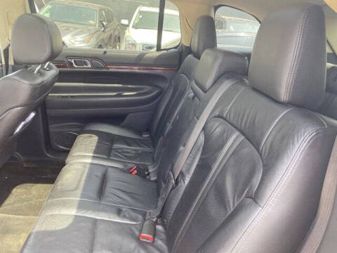 2019 Lincoln MKT Reserve