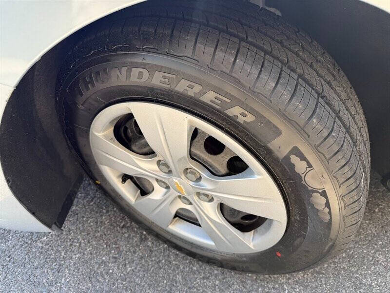 2017 Chevrolet Cruze LS Auto