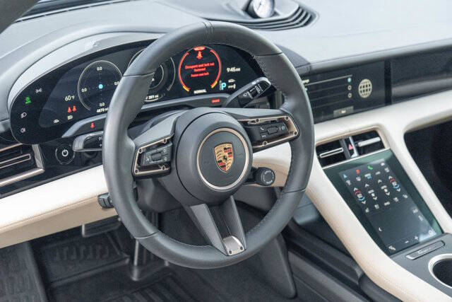 2020 Porsche Taycan 14