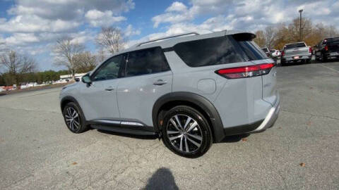 2024 Nissan Pathfinder Platinum