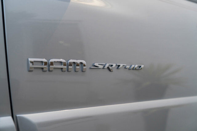 2005 Dodge Ram 1500 SRT-10 8
