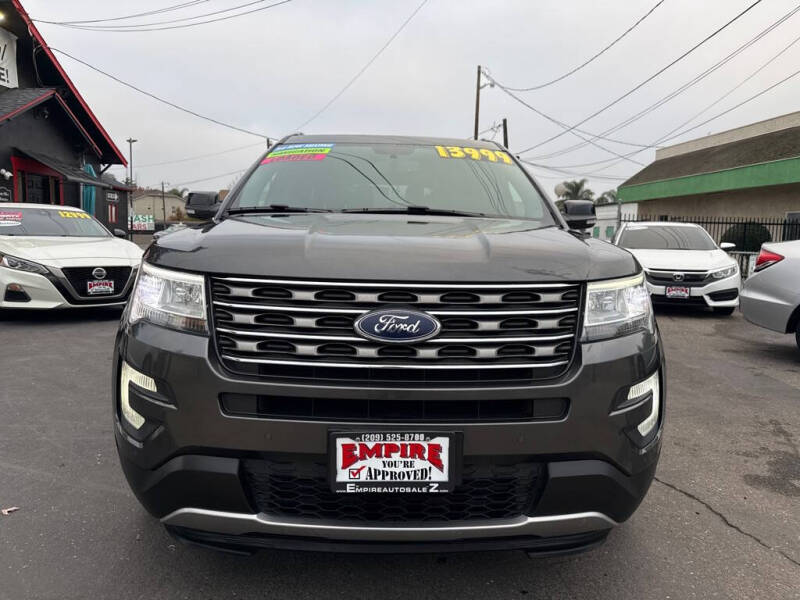 2017 Ford Explorer XLT's photo