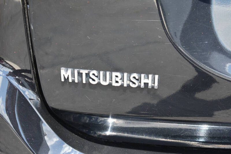 2018 Mitsubishi Outlander ES