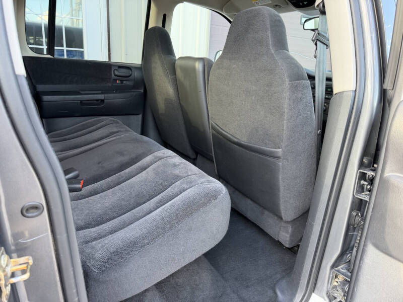 2004 Dodge Dakota SLT