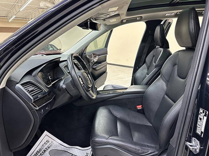 2019 Volvo XC90 T5 Momentum