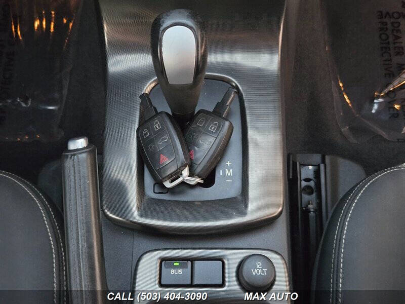 2011 Volvo V50 T5 R-Design