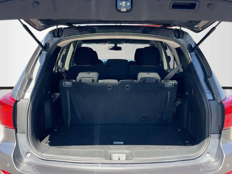 2017 Nissan Pathfinder SV