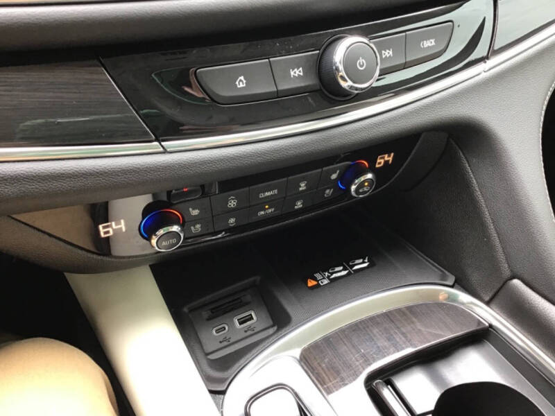 2023 Buick Enclave Premium