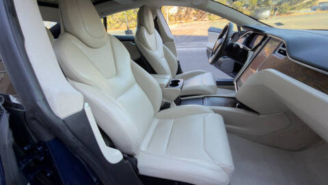 2017 Tesla Model S 75D