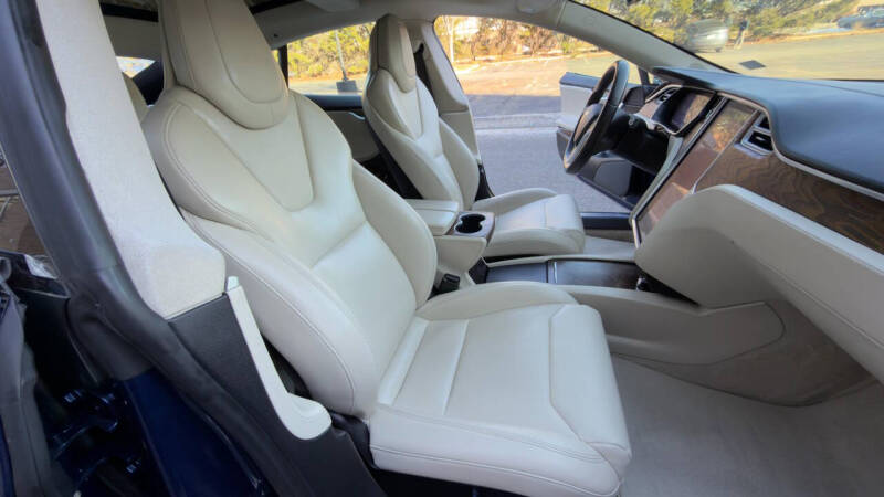 2017 Tesla Model S 75D