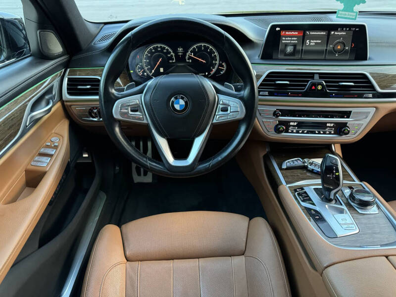 2018 BMW 7 Series 740i