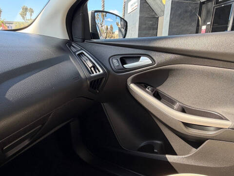 2015 Ford Focus Titanium