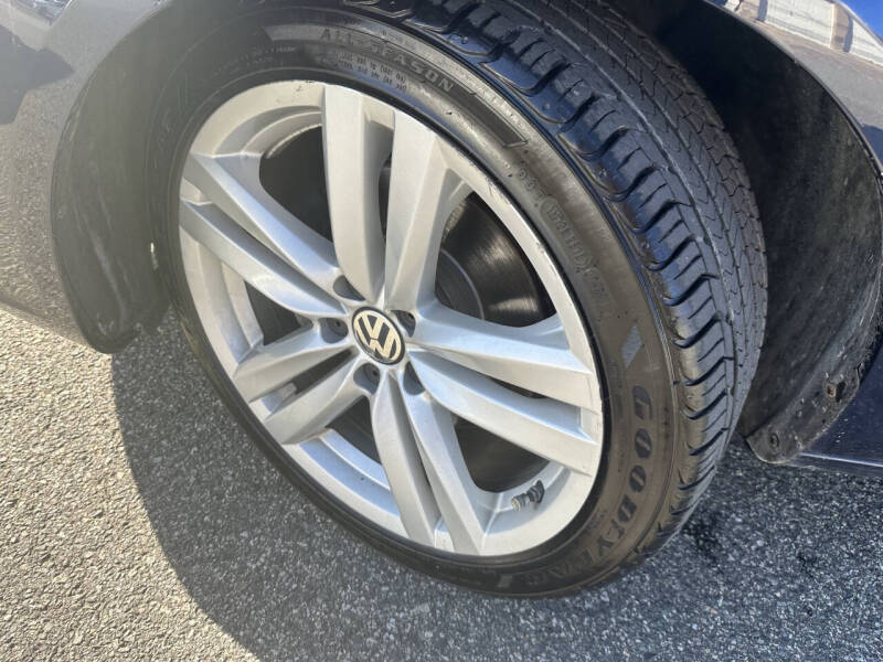 2012 Volkswagen Eos Executive SULEV