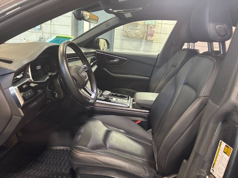 2023 Audi Q8 quattro Premium Plus 55 TFSI