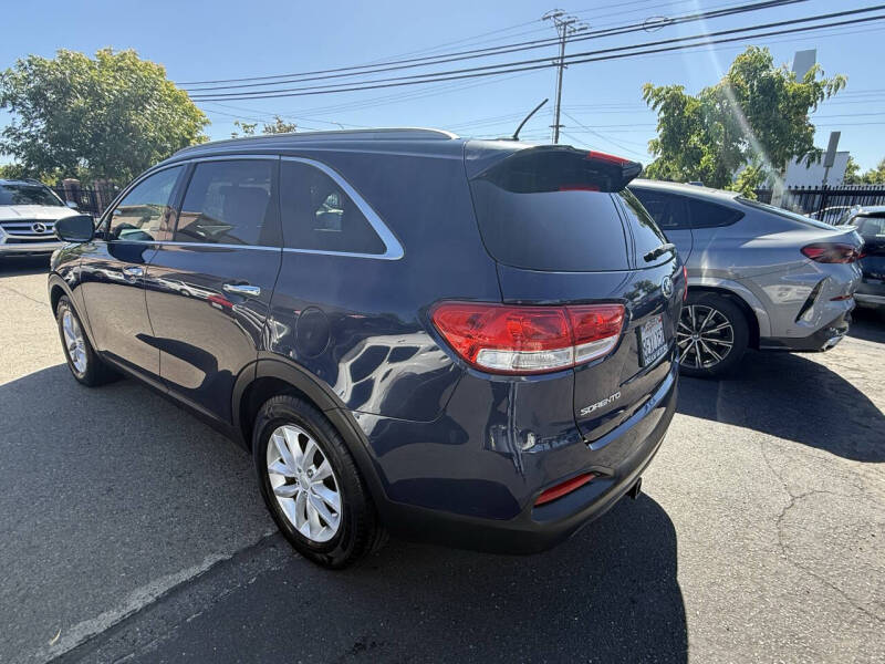 2017 Kia Sorento LX V6