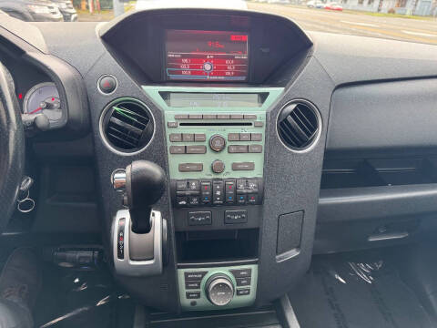 2010 Honda Pilot Touring w/Navi