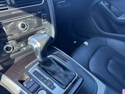 2016 Audi A4 2.0T quattro Premium