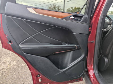 2017 Lincoln MKC Select