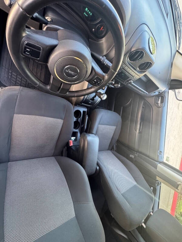2011 Jeep Compass Sport