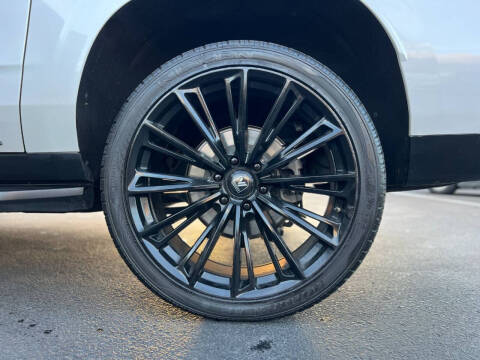 2022 Cadillac Escalade ESV Luxury