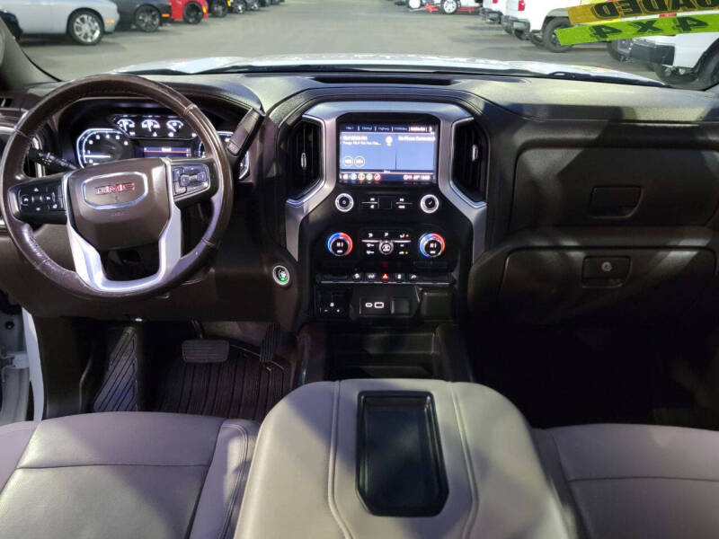 2022 GMC Sierra 1500 Limited SLT photo 14