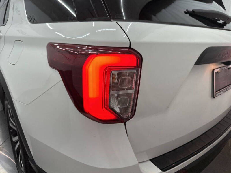 2022 Ford Explorer ST-Line