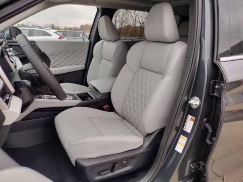 2025 Mitsubishi Outlander PHEV SEL