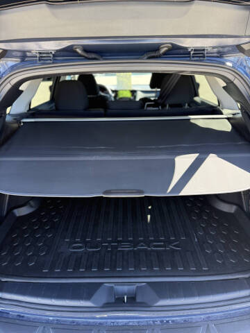 2024 Subaru Outback Premium