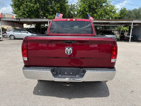 2018 RAM 1500 Express