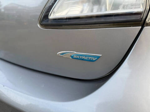 2012 Mazda MAZDA3 i Touring