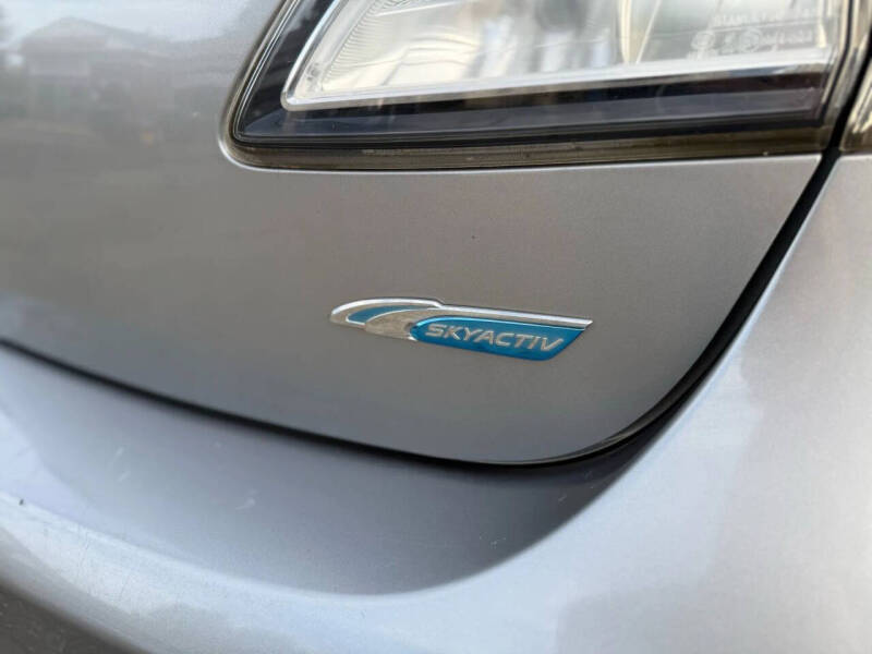 2012 Mazda MAZDA3 i Touring