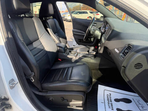 2014 Dodge Charger R/T Plus