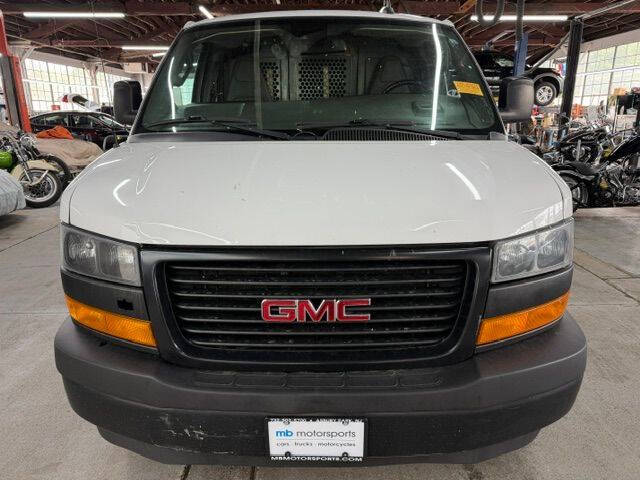 2019 GMC Savana 3500