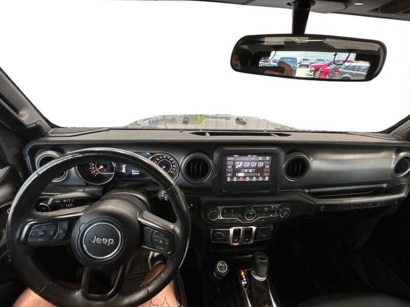 2022 Jeep Wrangler Willys