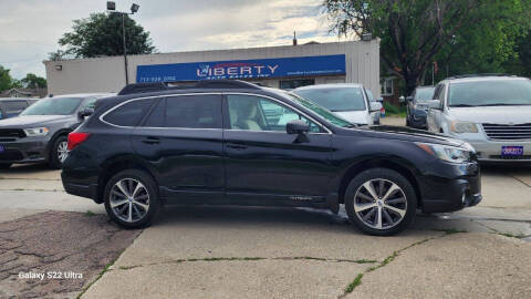 2018 Subaru Outback for sale at Liberty Auto Sales in Merrill IA